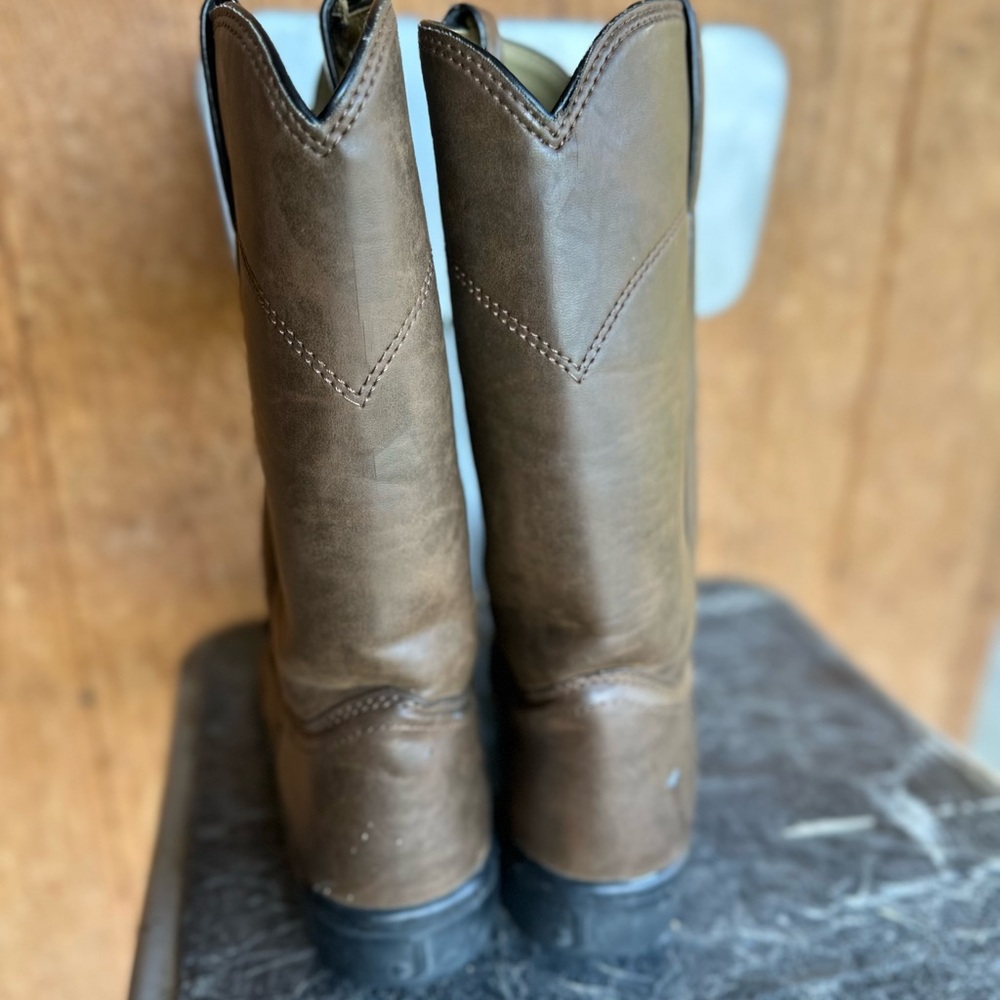 Basics Justin Brame Boots. Size 10b. - image 7